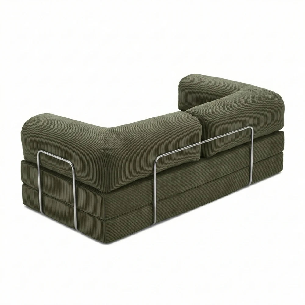 #Kaki Canapé lit Nubo kaki, vue trois quarts montrant l'armature chromée latérale et les trois couches de mousse