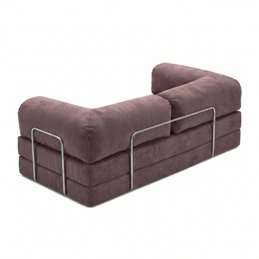 #Violet Canapé lit Nubo violet, vue trois quarts montrant l'armature chromée latérale et les trois couches de mousse
