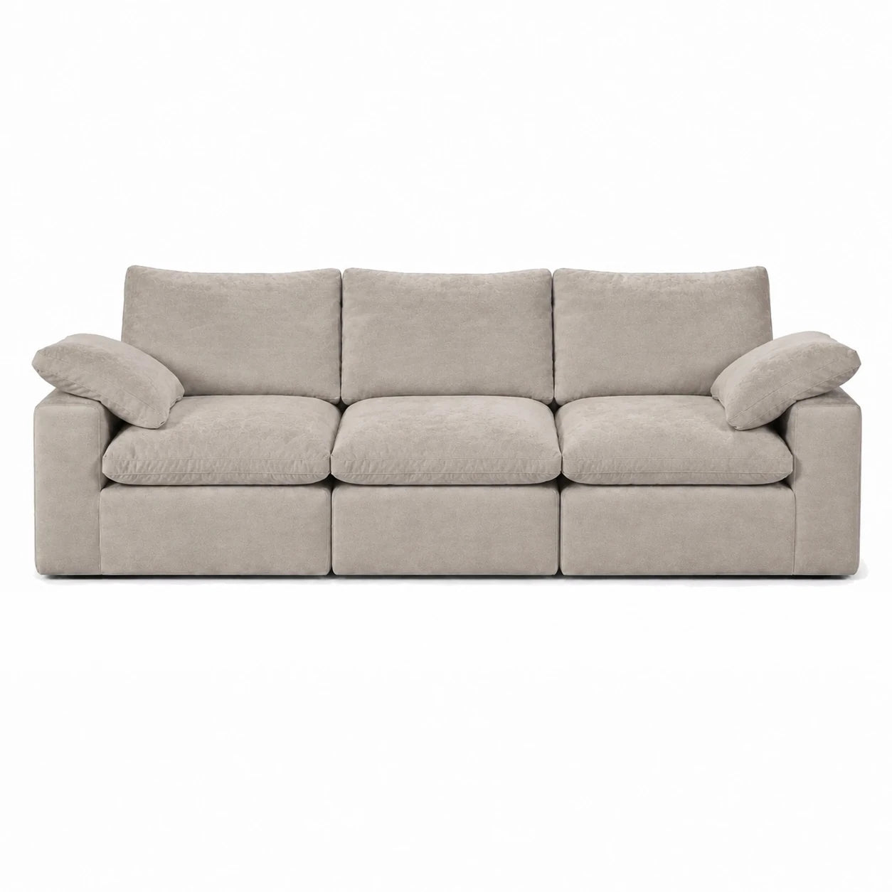 #Sable Canapé nuage Nimbus 3 places sable, vue de face, assise profonde et garnissage moelleux