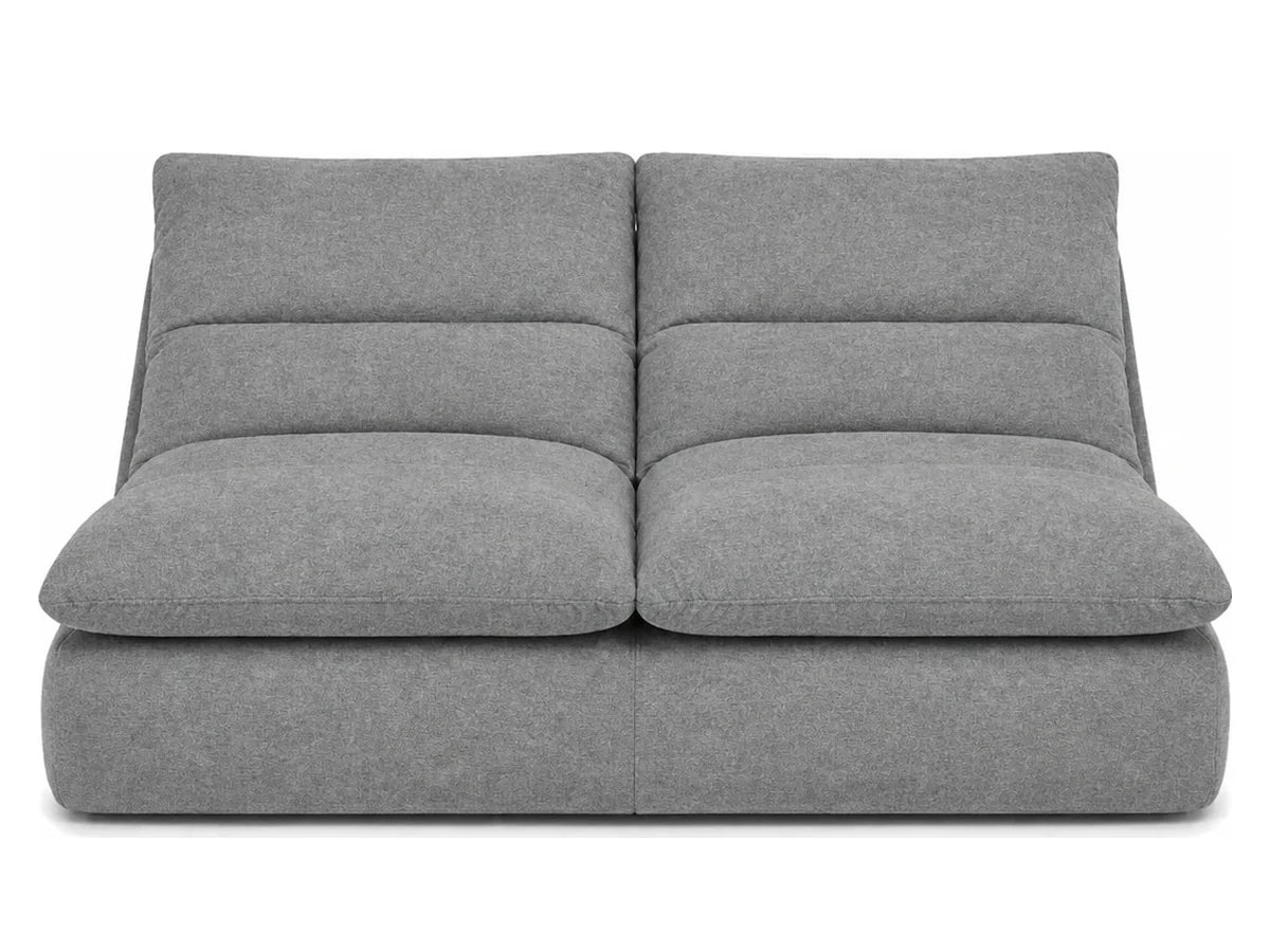 Canapé Gummy Classic gris en velours chenille, vue de face