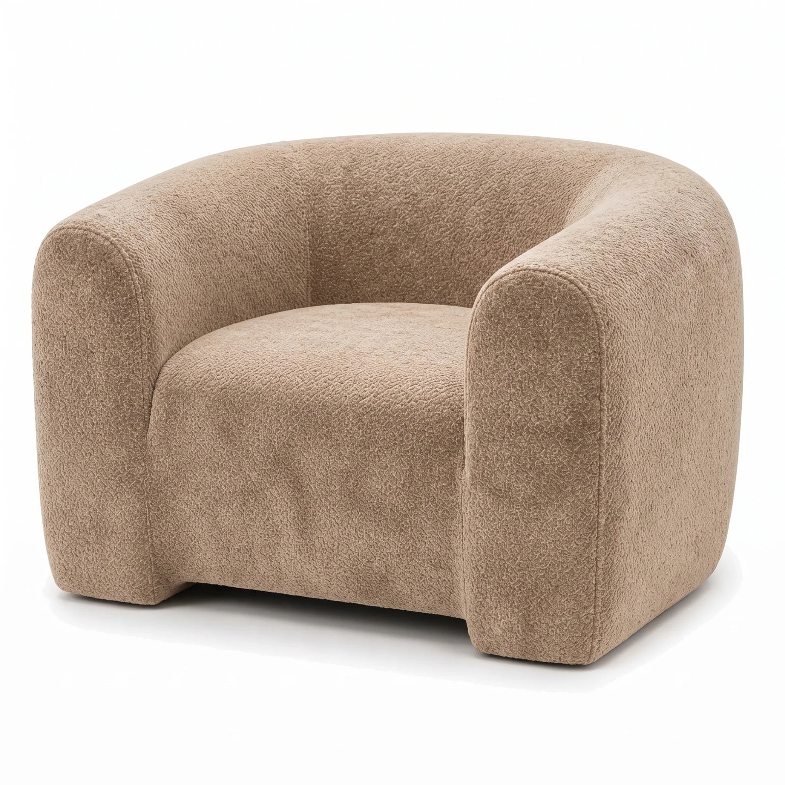 #BeigeSable Fauteuil Cocoun beige sable, vue de trois quarts droite, silhouette enveloppante