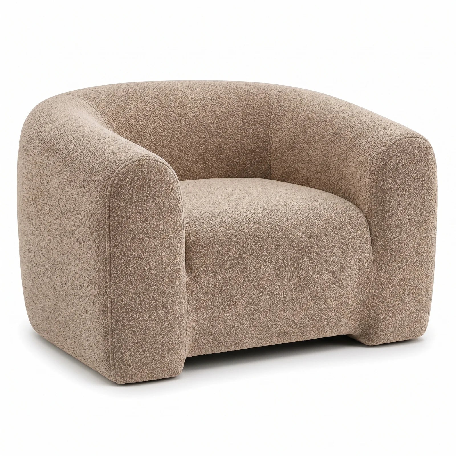 #BeigeSable Fauteuil Cocoun beige sable, vue de trois quarts gauche