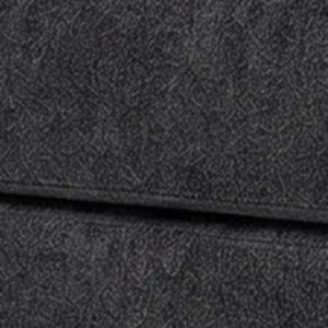 Noir chenille